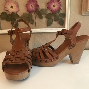 Brown Wedges
